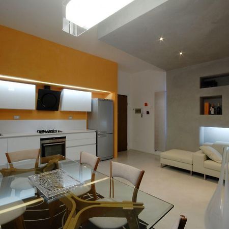 Lollo Apartment Μάντοβα Δωμάτιο φωτογραφία